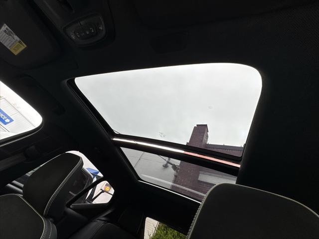 used 2022 Volvo XC40 car, priced at $29,985