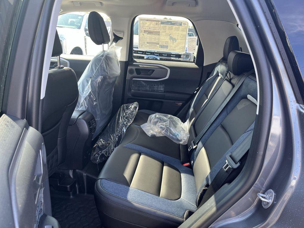 new 2025 Ford Bronco Sport car, priced at $41,876