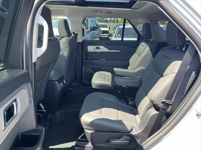 new 2025 Ford Explorer car, priced at $44,904