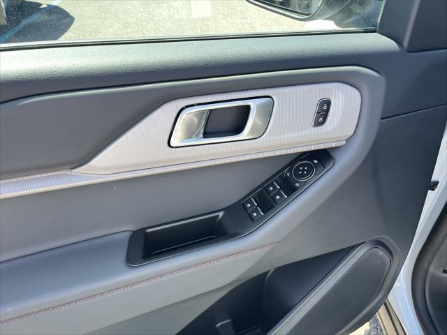new 2025 Ford Explorer car, priced at $44,904