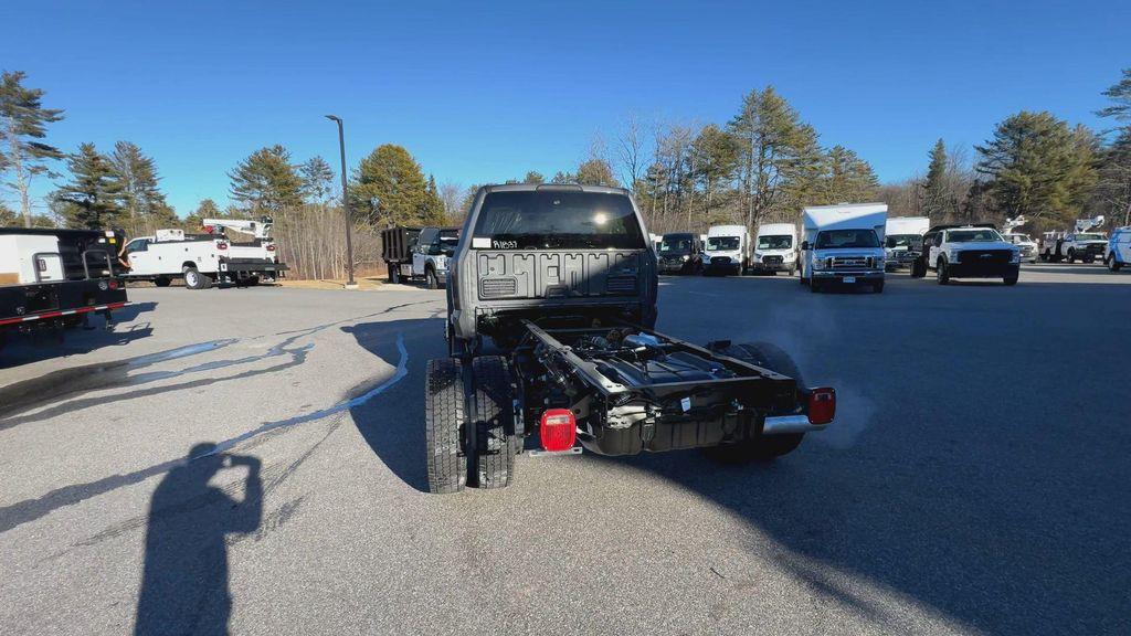 new 2024 Ford F-450 car, priced at $58,987
