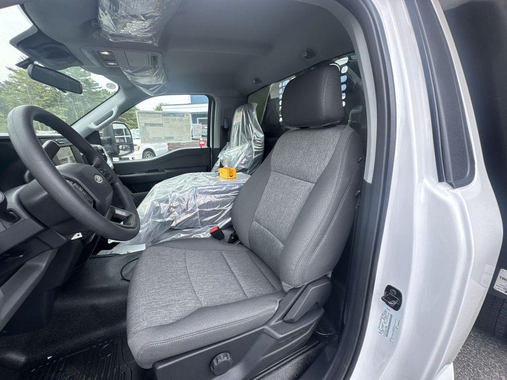 new 2025 Ford F-450 car, priced at $79,599