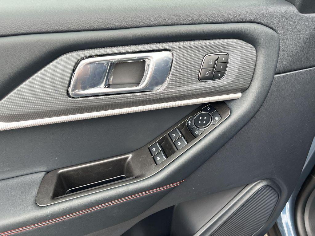 new 2025 Ford Explorer car, priced at $50,845