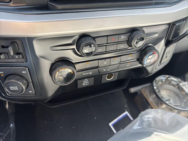 new 2025 Ford F-350 car, priced at $54,941