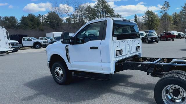 new 2025 Ford F-350 car, priced at $60,400