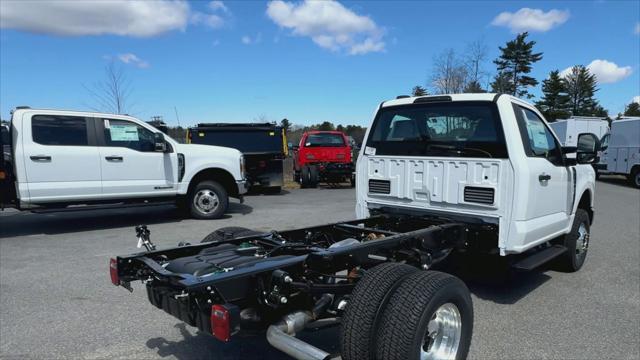 new 2025 Ford F-350 car, priced at $60,400