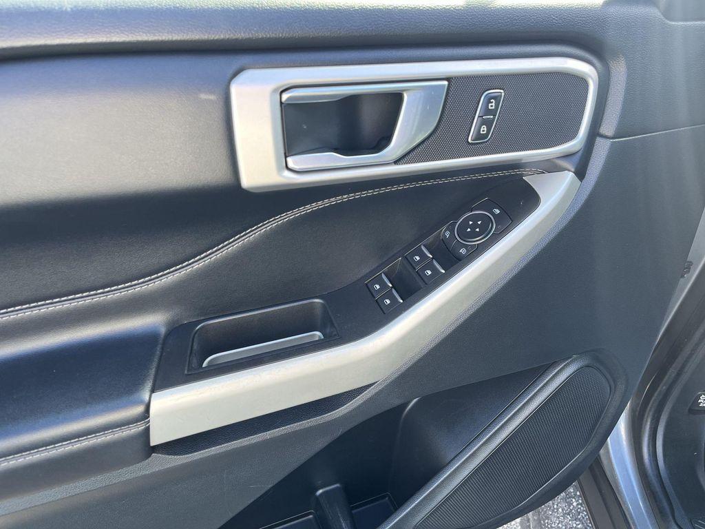 used 2022 Ford Explorer car, priced at $29,985