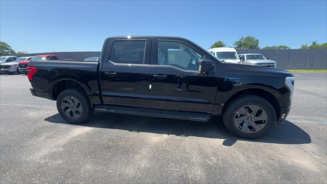 new 2025 Ford F-150 Lightning car, priced at $65,667