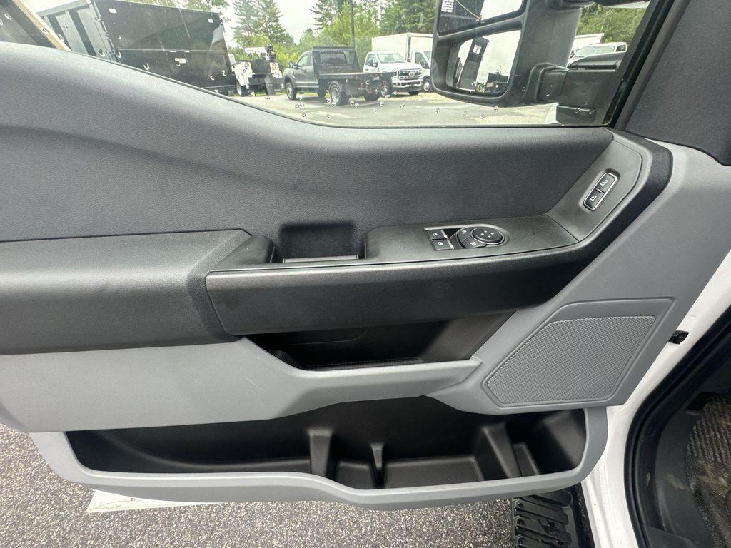 new 2025 Ford F-350 car, priced at $78,315