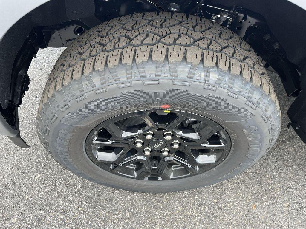 new 2025 Ford F-150 car, priced at $56,671