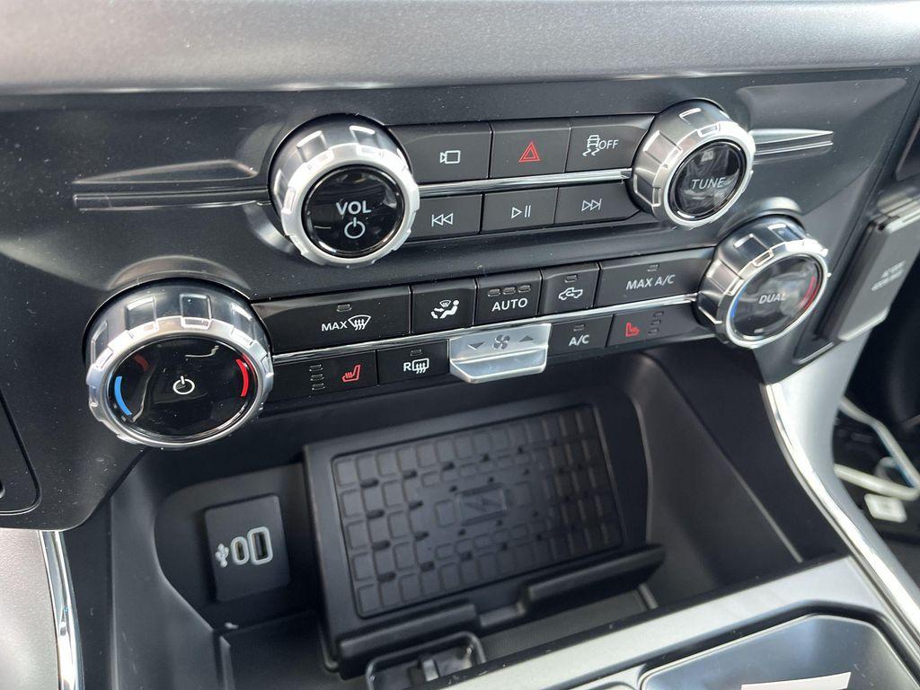 new 2025 Ford F-150 car, priced at $56,671