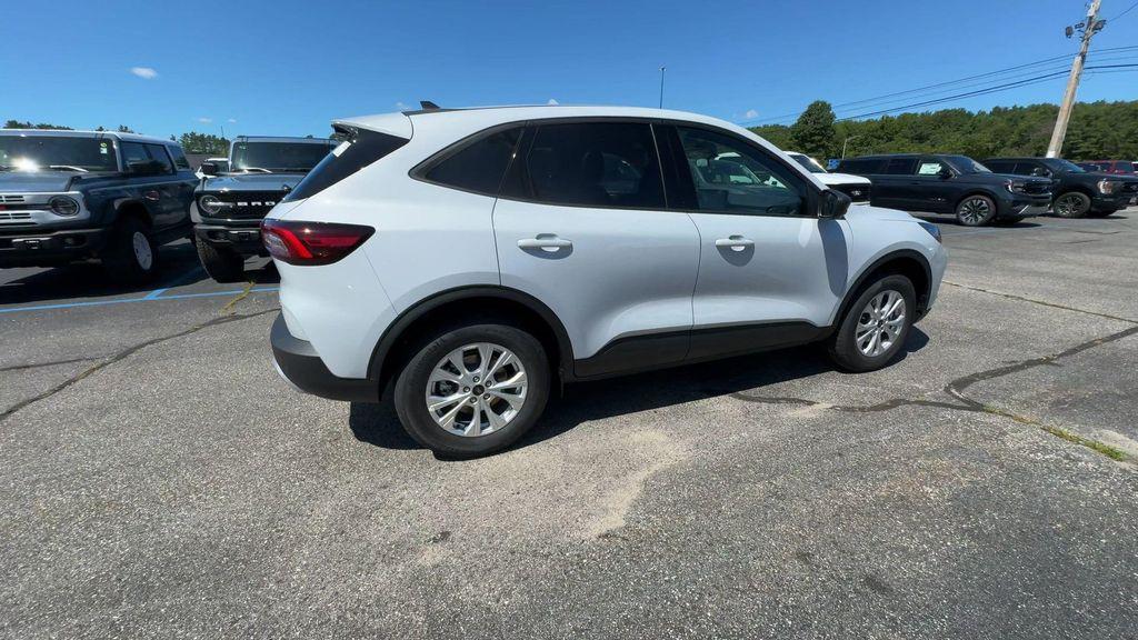 new 2025 Ford Escape car, priced at $31,669