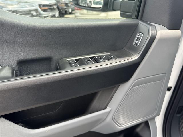 new 2025 Ford F-250 car, priced at $53,258