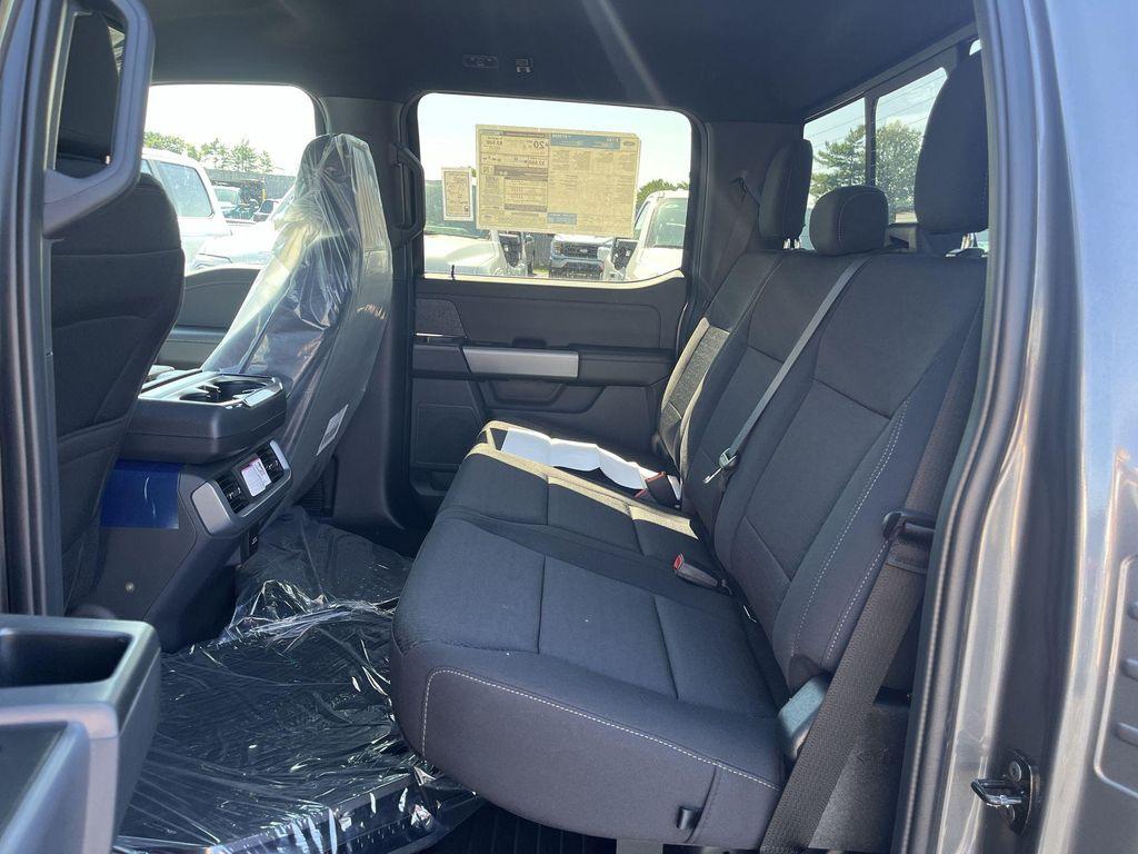 new 2025 Ford F-150 car, priced at $55,643