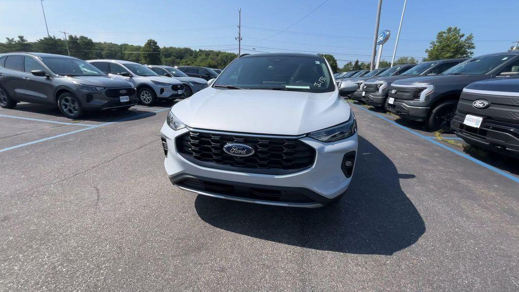 new 2025 Ford Escape car, priced at $36,006