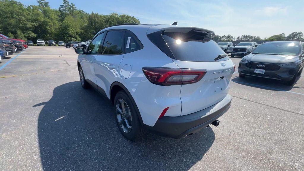 new 2025 Ford Escape car, priced at $36,006