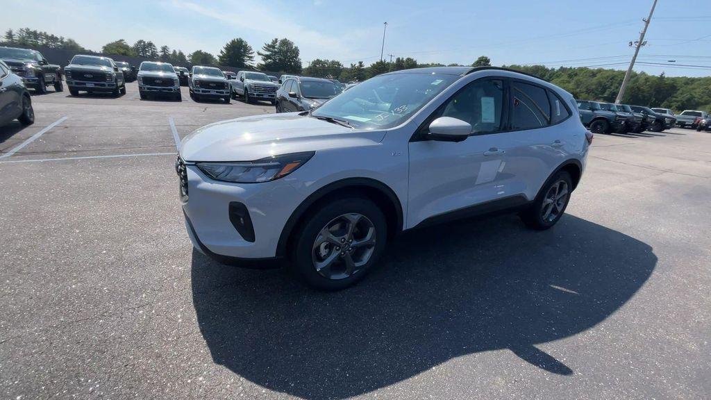 new 2025 Ford Escape car, priced at $36,006
