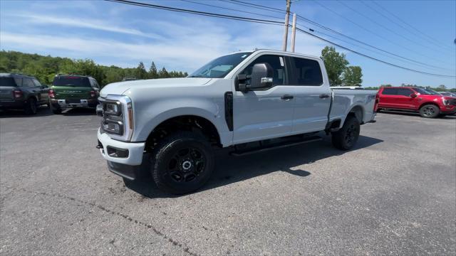 new 2025 Ford F-350 car, priced at $59,424