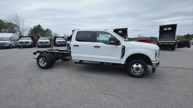 new 2025 Ford F-350 car, priced at $64,010