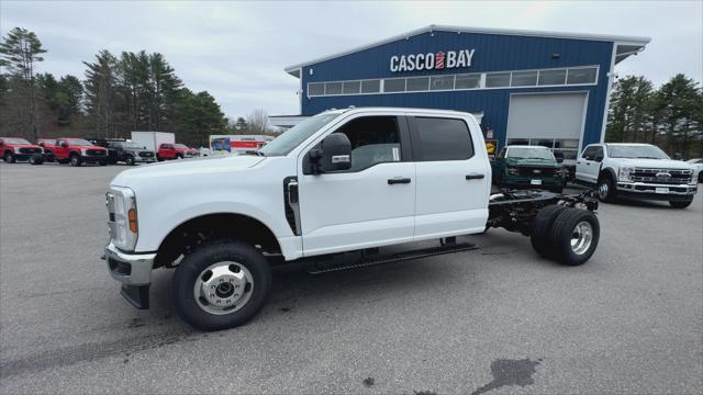 new 2025 Ford F-350 car, priced at $64,010