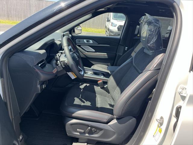 new 2025 Ford Explorer car, priced at $58,546