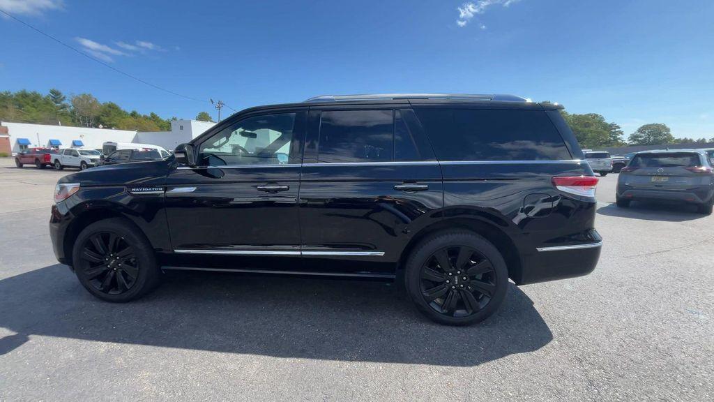used 2024 Lincoln Navigator car, priced at $77,985