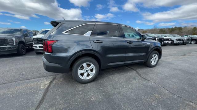 used 2023 Kia Sorento car, priced at $26,485