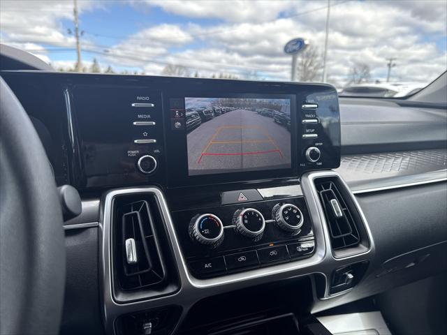 used 2023 Kia Sorento car, priced at $26,485