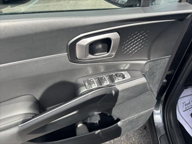 used 2023 Kia Sorento car, priced at $26,485