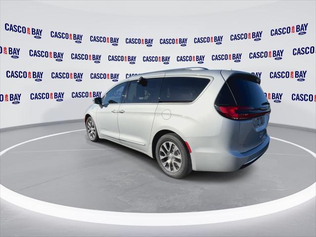 used 2022 Chrysler Pacifica car, priced at $35,985