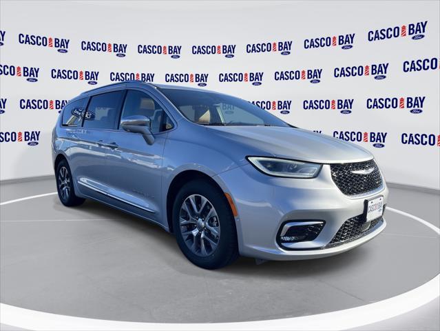 used 2022 Chrysler Pacifica car, priced at $35,985