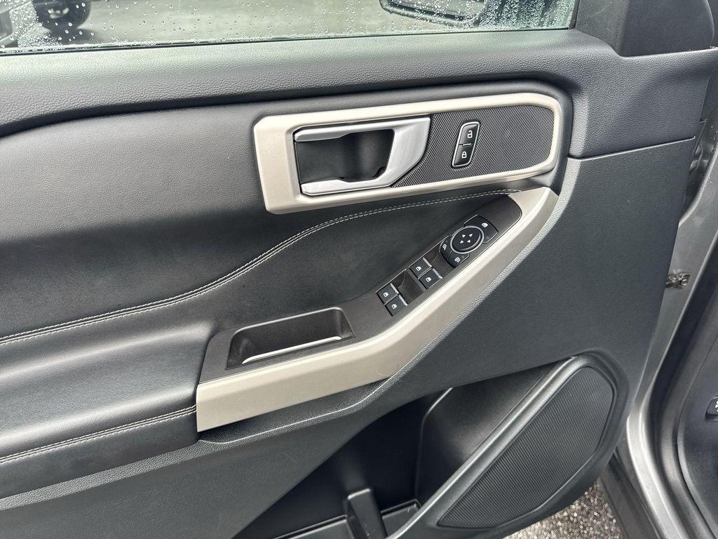 used 2023 Ford Explorer car, priced at $31,985