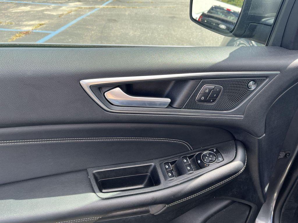 used 2024 Ford Edge car, priced at $32,985