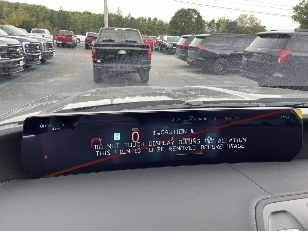 new 2025 Ford Expedition car, priced at $81,813
