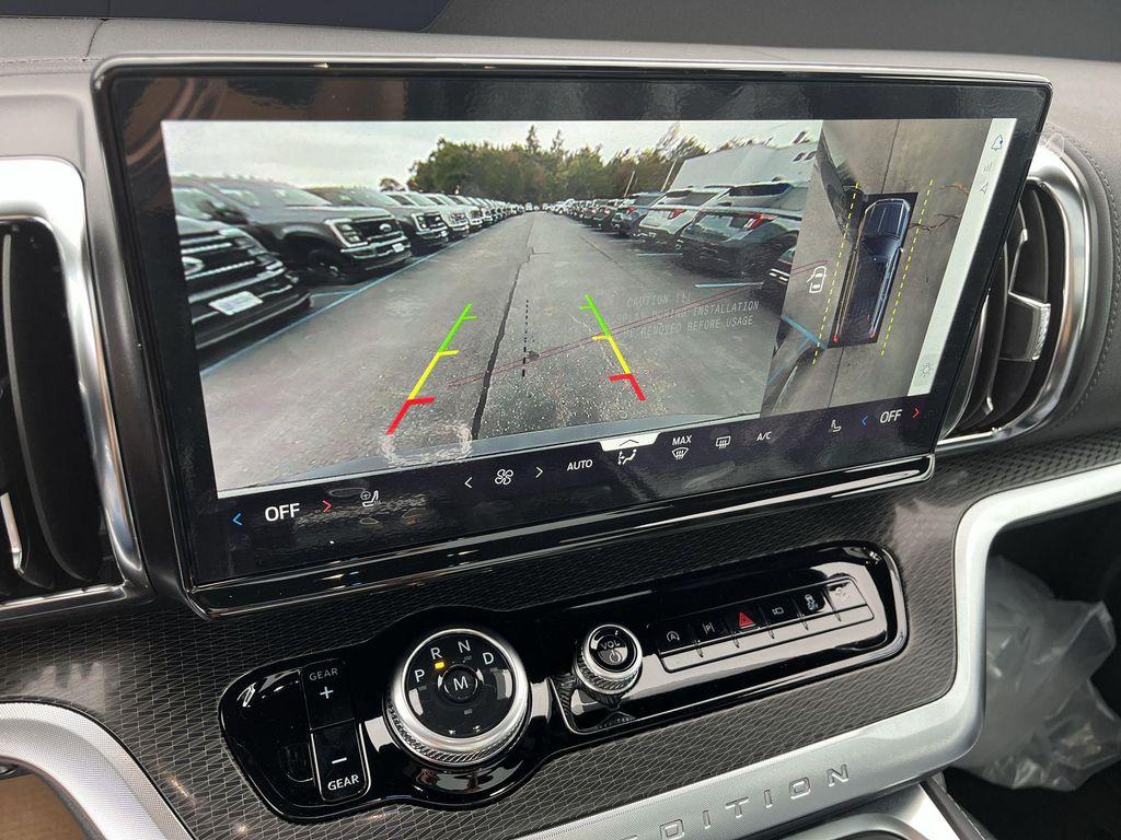 new 2025 Ford Expedition car, priced at $81,813