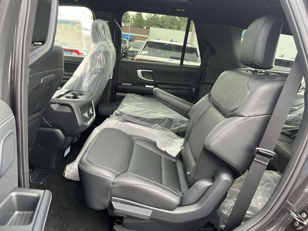 new 2025 Ford Expedition car, priced at $81,813