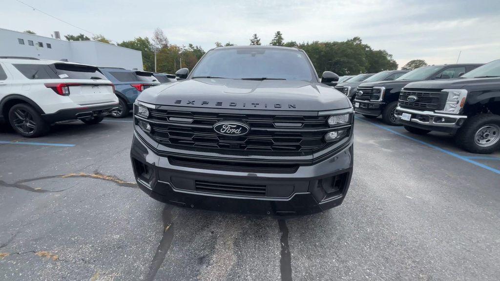 new 2025 Ford Expedition car, priced at $81,813