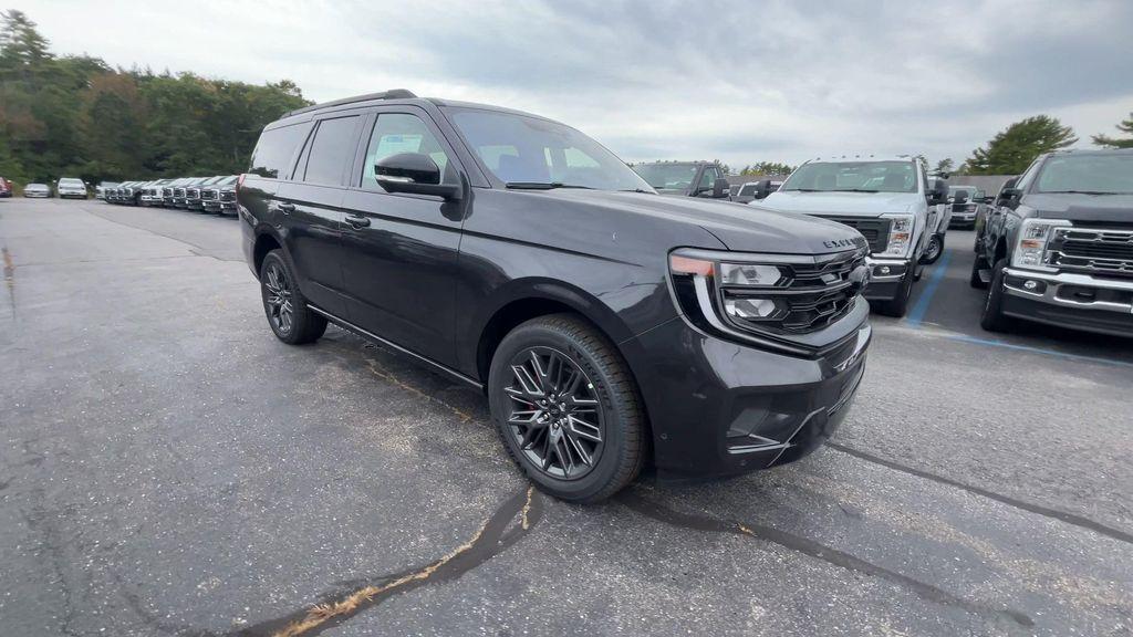 new 2025 Ford Expedition car, priced at $81,813