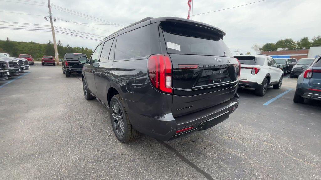 new 2025 Ford Expedition car, priced at $81,813