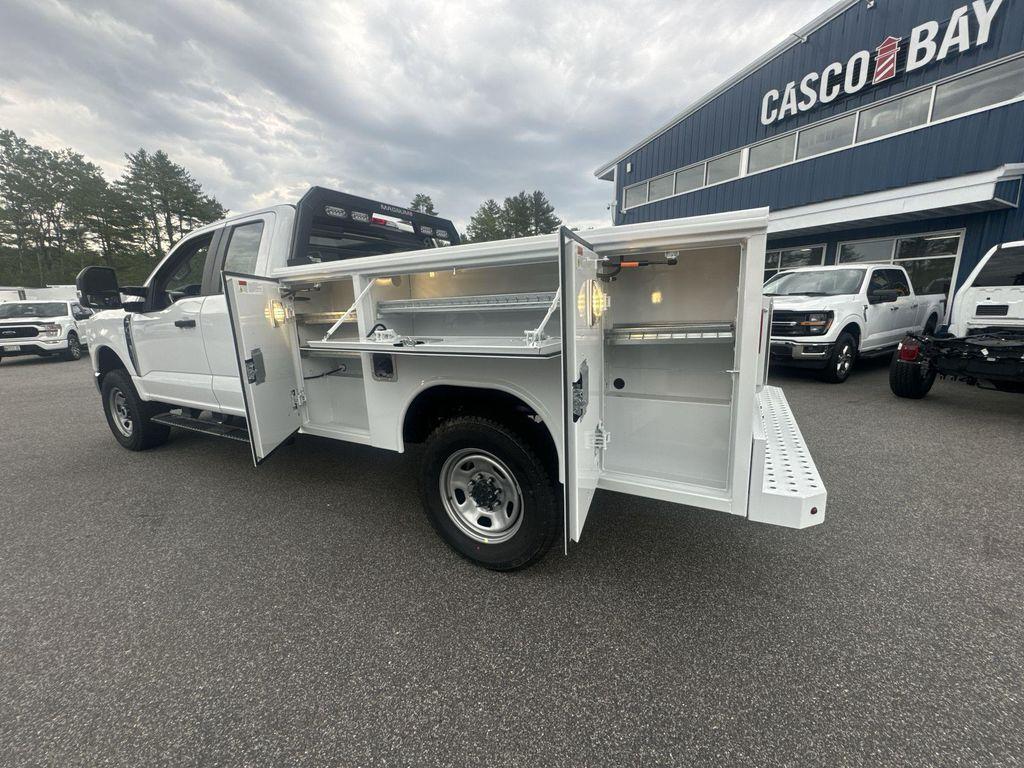 new 2025 Ford F-350 car, priced at $76,265