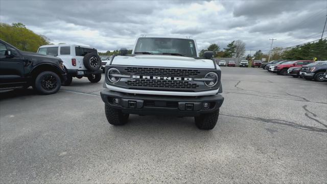 new 2025 Ford Bronco car, priced at $54,271