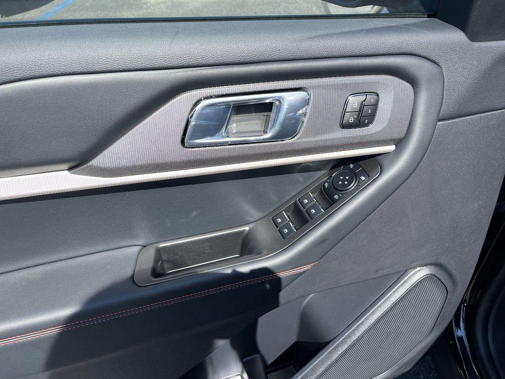 new 2025 Ford Explorer car, priced at $50,380