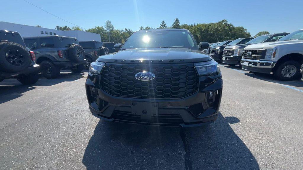 new 2025 Ford Explorer car, priced at $50,380