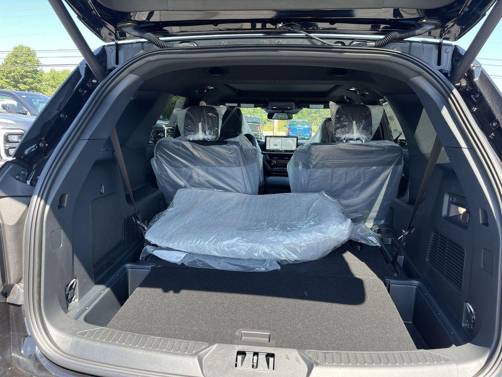 new 2025 Ford Explorer car, priced at $50,380