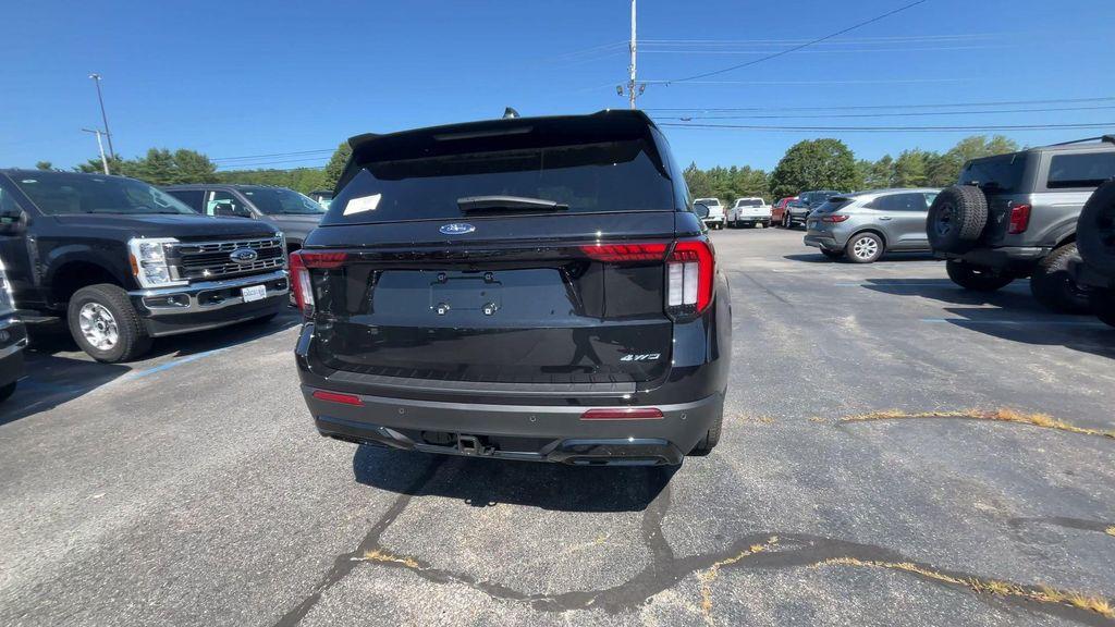 new 2025 Ford Explorer car, priced at $50,380