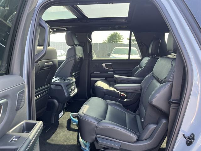 new 2025 Ford Expedition Max car, priced at $87,125