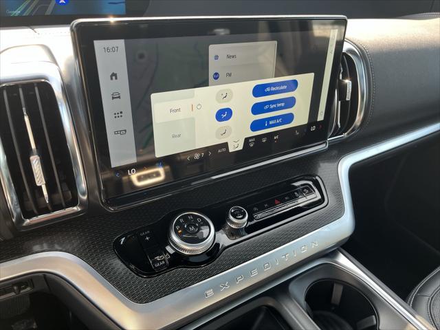 new 2025 Ford Expedition Max car, priced at $87,125