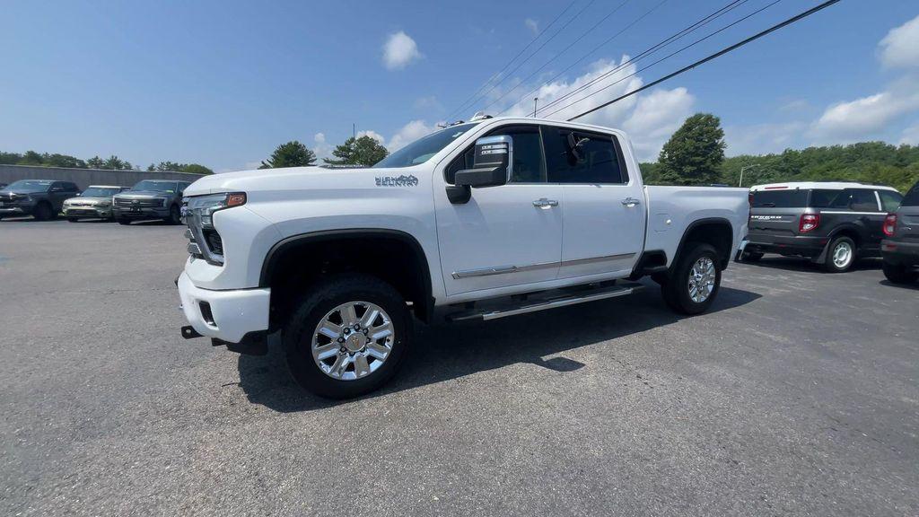used 2024 Chevrolet Silverado 2500 car, priced at $69,985