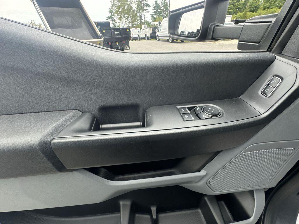 new 2025 Ford F-450 car, priced at $88,242