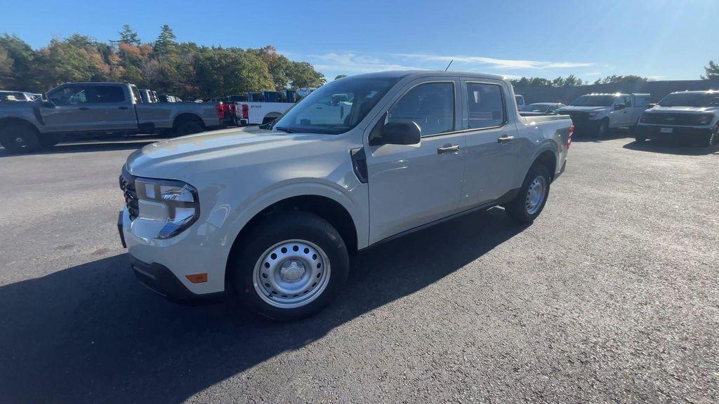 new 2025 Ford Maverick car, priced at $31,453